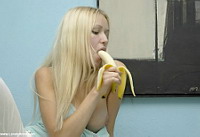 ������� ����, Girls eat 