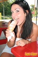 ������� ����, Girls eat 