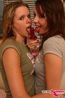 ������� ����, Girls eat 