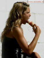 ������� ����, Girls eat 