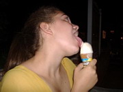 ������� ����, Girls eat 