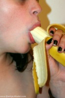 ������� ����, Girls eat 